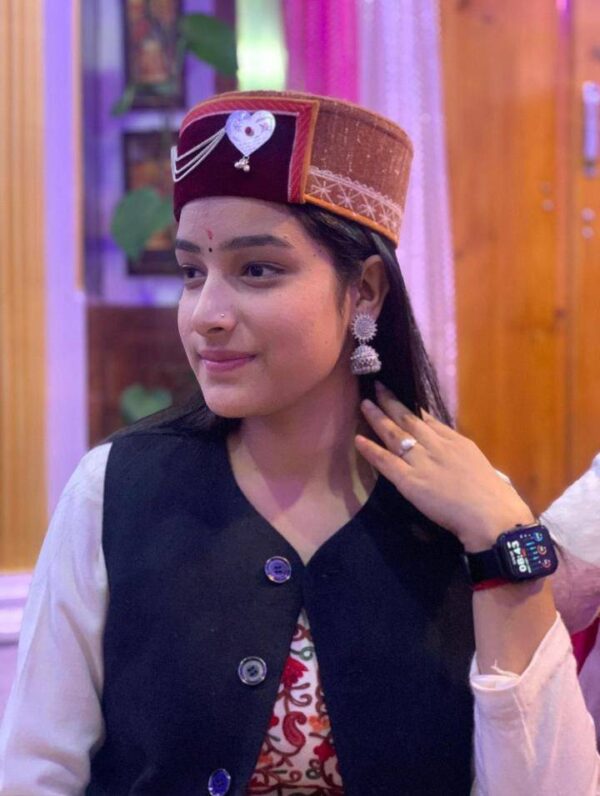 Himachali Cap Pahadi Topi | 100% Handcrafted Woolen Unisex Cap – BlessCart