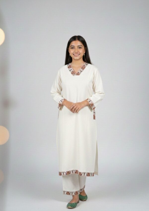 Women’s Off-White Embroidered Straight Kurta Set with Pants